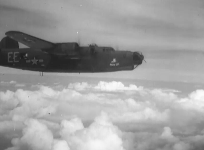 00.00.12.218 - Standbild Film vom Luftangriff Bernburg am 11. April 1944 auf die Junkers-Werke